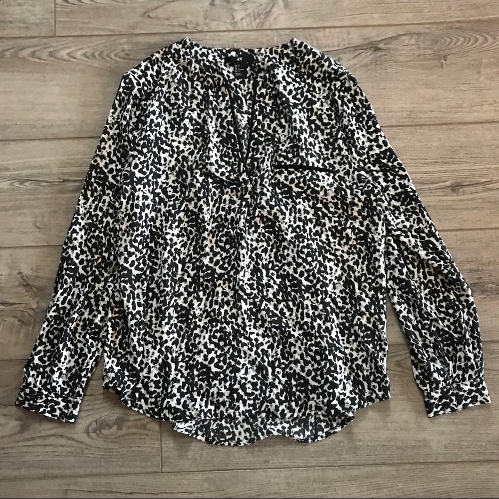 H&M Animal Print Blouse Sz 6